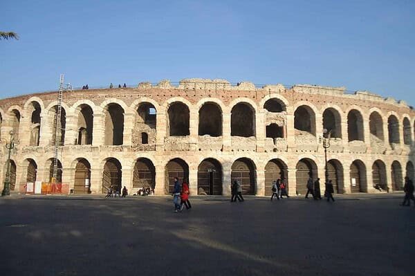 Italia Atemporal - Verona - Arena - Credits Viaje com Zélia© (1) italia atemporal verona arena credits viaje com zélia© (1)